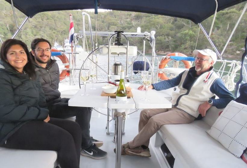 فندق Sailtas  Sailing Charters To Bruny Island  Adults Only