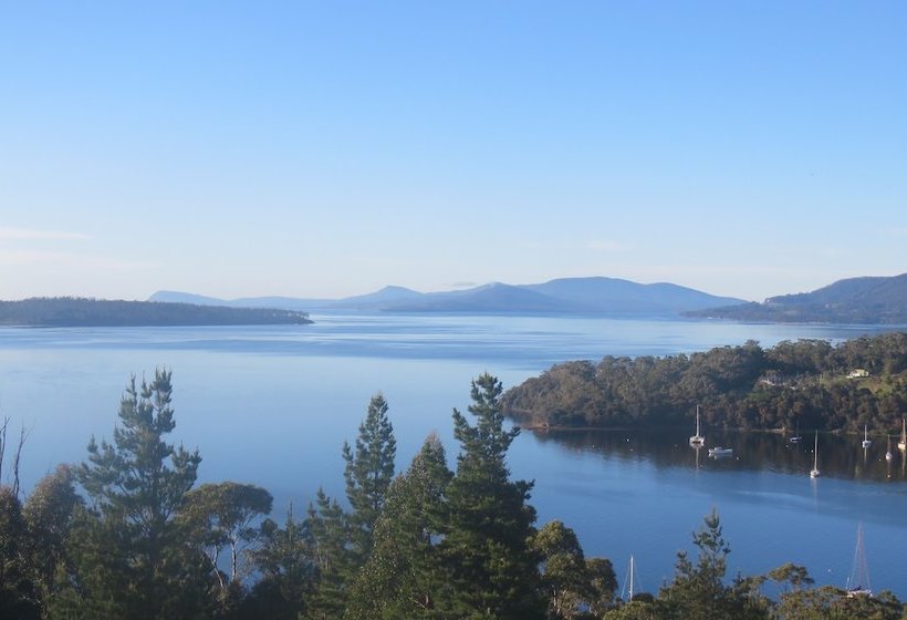 فندق Sailtas  Sailing Charters To Bruny Island  Adults Only