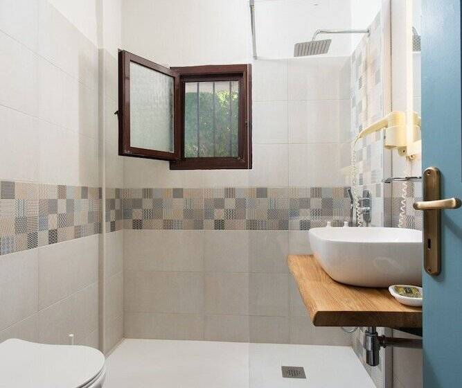 Monemvasia Green Apartments