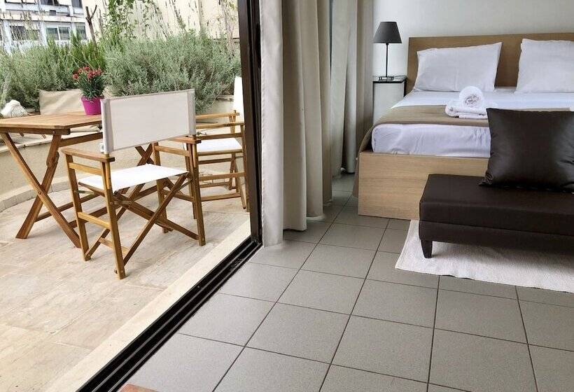 New Athens Acropolis Penthouse Suite