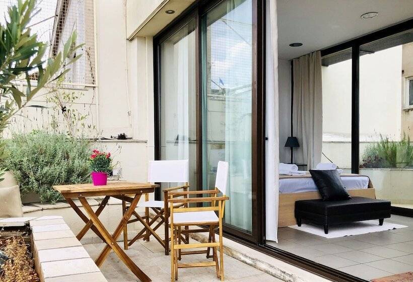 New Athens Acropolis Penthouse Suite