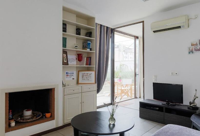 New Athens Acropolis Penthouse Suite