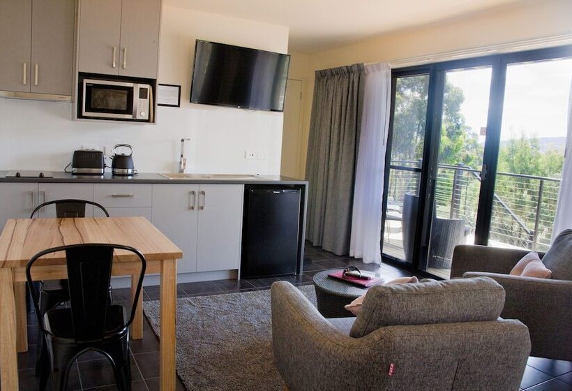 New Norfolk Holiday Apartments