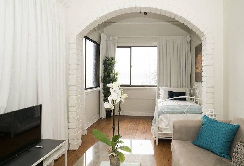 Ocean Front Building On Bondi Beach