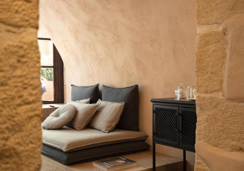 פנסיון J&g Suites