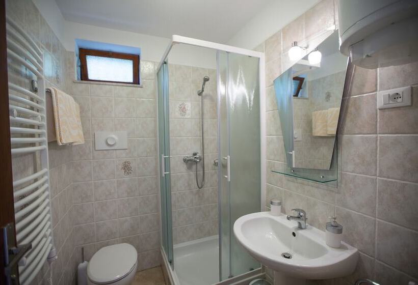 Apartments Villa Salona