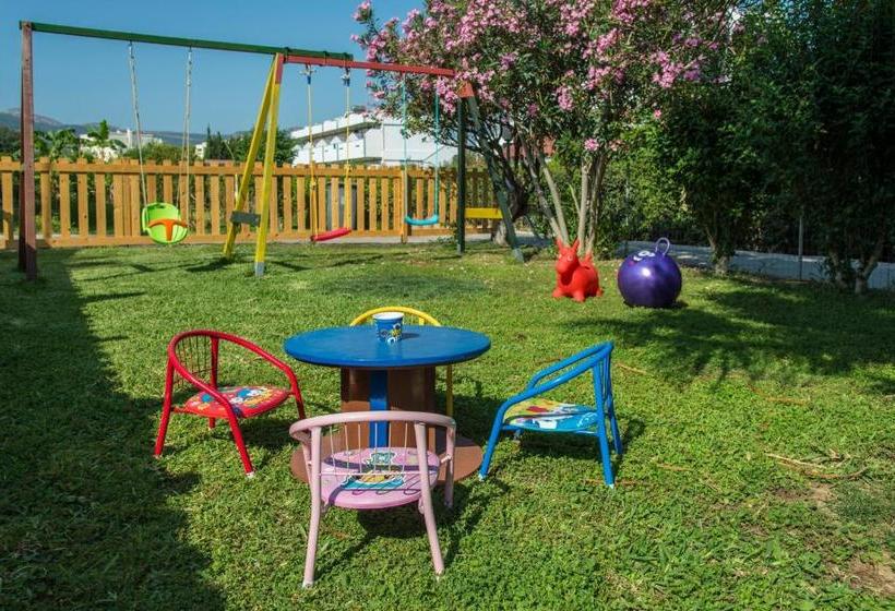 Yiannis Yard Studios & Apartments