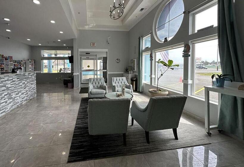 Bayvue Hotel, Resort & Suites