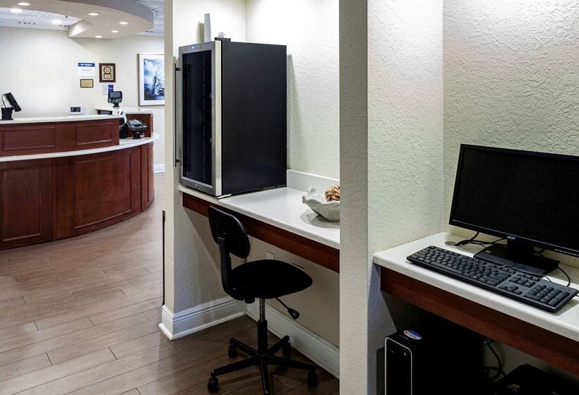 Best Western New Smyrna Beach Hotel & Suites