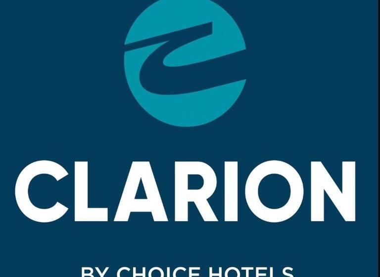 Ramada By Wyndham Lansing Hotel & Conference Center