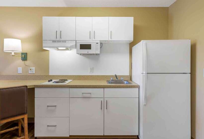 Extended Stay America Suites  Boston  Burlington