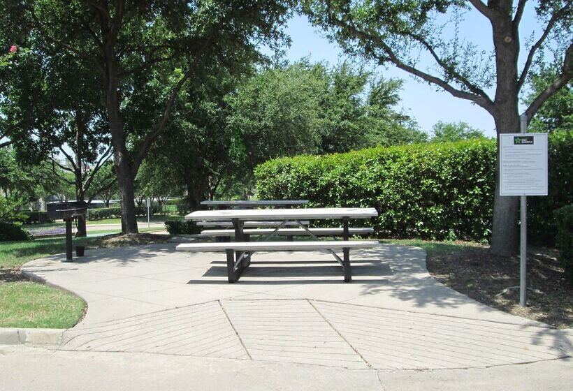 Extended Stay America Suites  Dallas  Las Colinas  Carnaby St