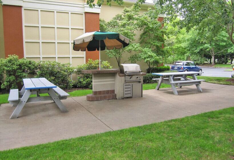 Extended Stay America Suites  Portland  Beaverton