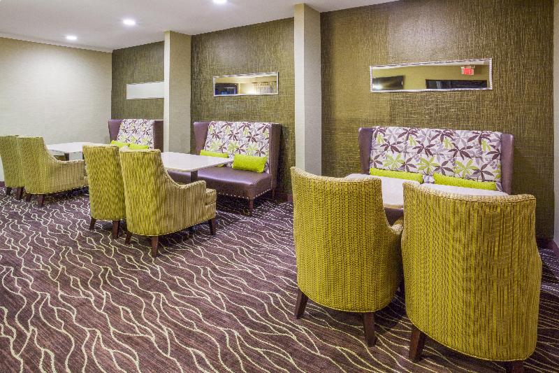 Holiday Inn Express Hotel & Suites St. Paul   Woodbury, An Ihg