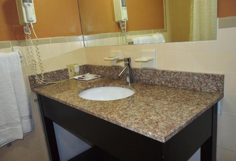 Hollow Inn And Motel