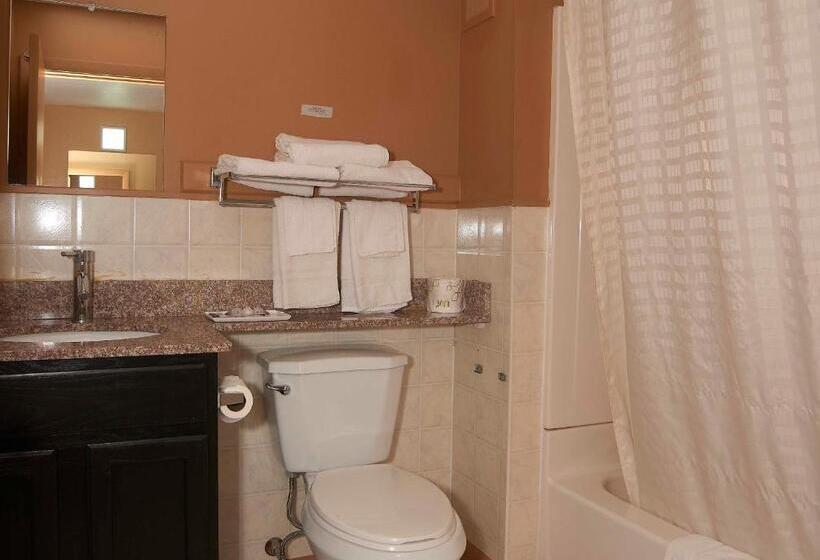 Hollow Inn And Motel