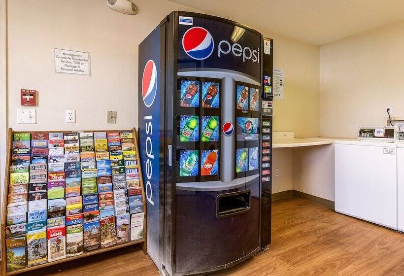 Hometowne Studios By Red Roof Salt Lake City   Mid Valley