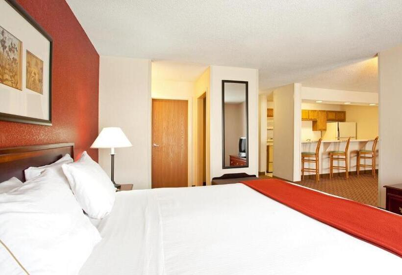 בית מלון כפרי Baymont By Wyndham Merrillville