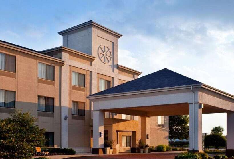 בית מלון כפרי Baymont By Wyndham Merrillville