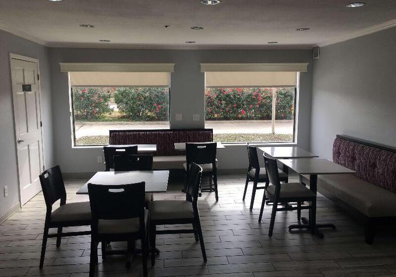 فندق Best Western Garden Inn