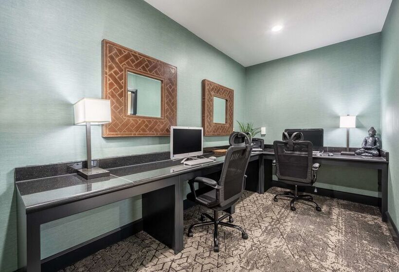 בית מלון כפרי Best Western Huntsville