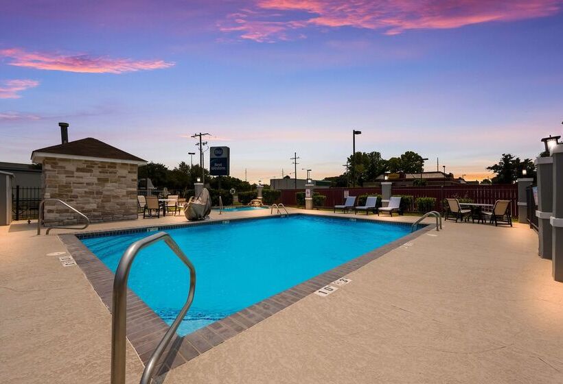 בית מלון כפרי Best Western Huntsville