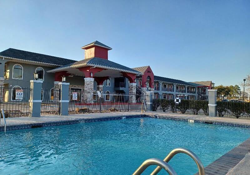 בית מלון כפרי Best Western Huntsville