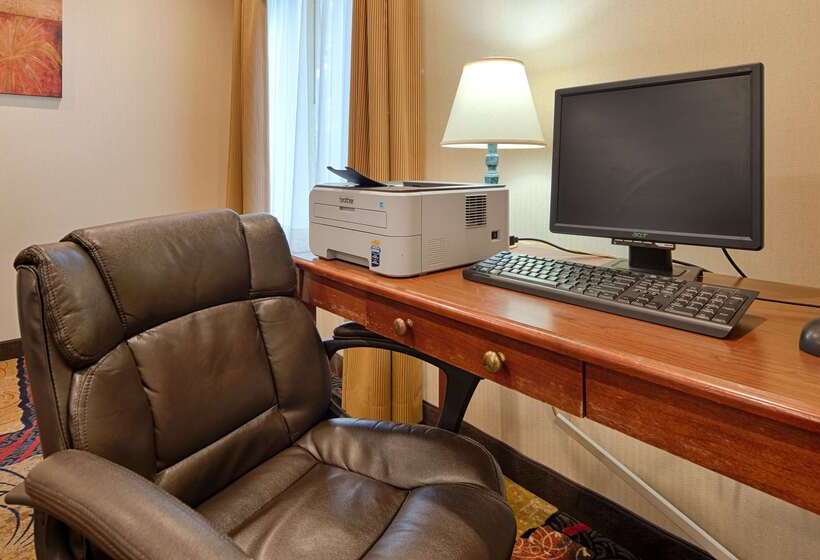 Best Western Plaza Hotel Saugatuck