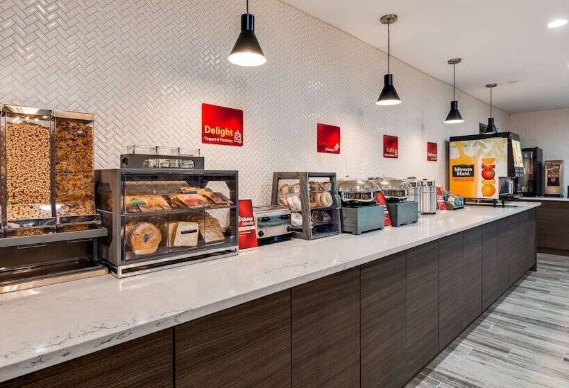 Best Western Plus Bourbonnais Hotel & Suites