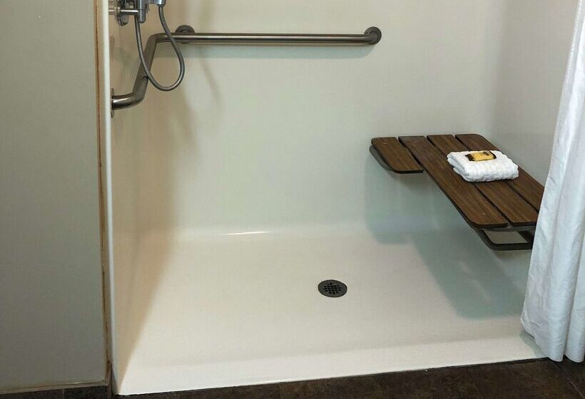 בית מלון כפרי Best Western Plus Coldwater