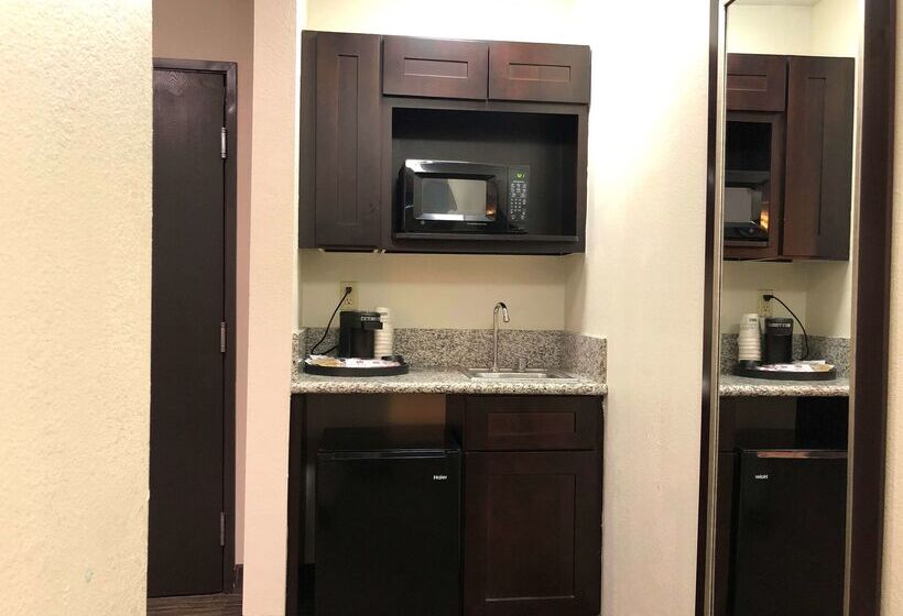 בית מלון כפרי Best Western Plus Coldwater