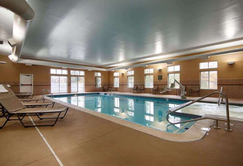 בית מלון כפרי Best Western Plus Coldwater