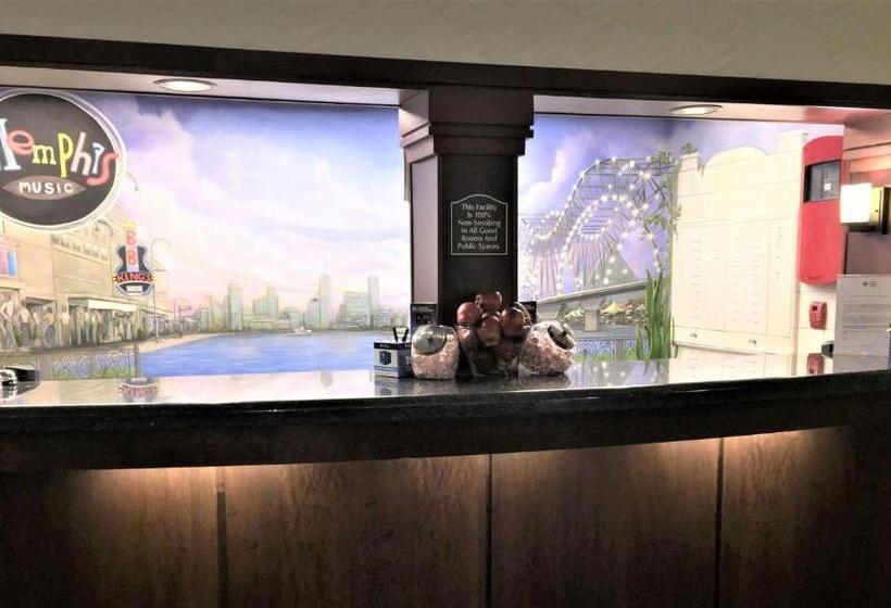 酒店 Best Western Plus Galleria Inn & Suites