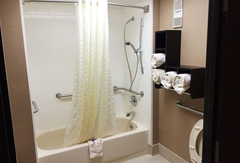 호텔 Best Western Plus Galleria Inn & Suites