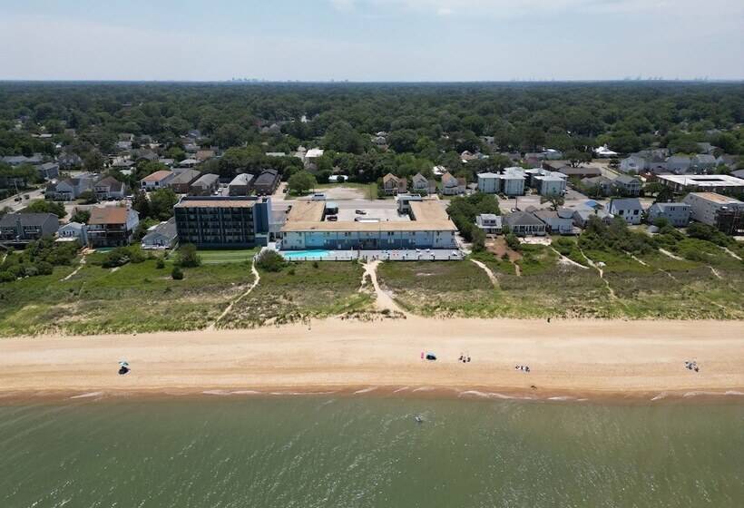 호텔 Best Western Plus Holiday Sands Inn & Suites