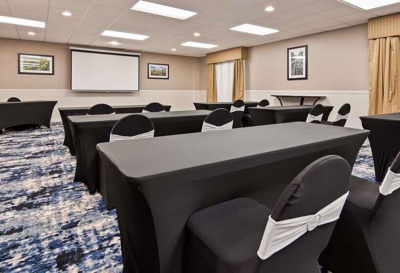 فندق Best Western Plus Kansas City Airportkci East