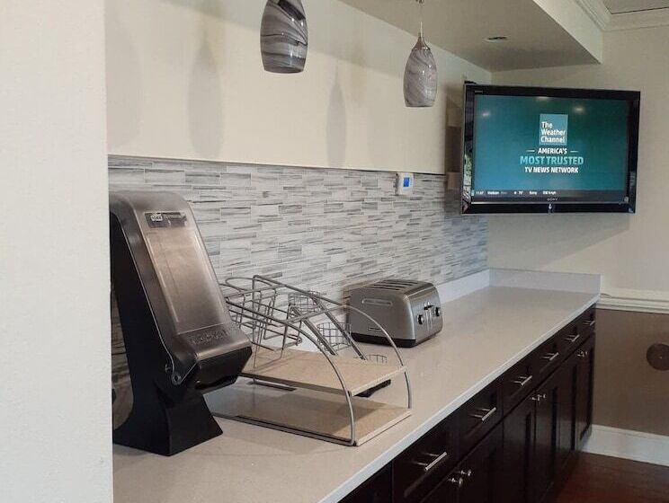 فندق Best Western Plus Madison