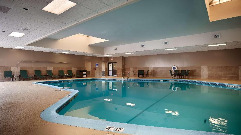 בית מלון כפרי Clarion Inn