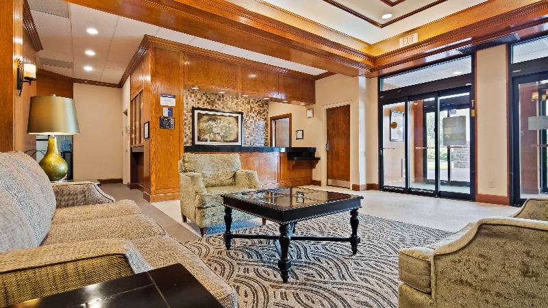 בית מלון כפרי Clarion Inn