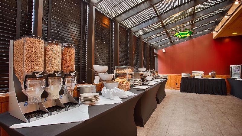 בית מלון כפרי Clarion Inn