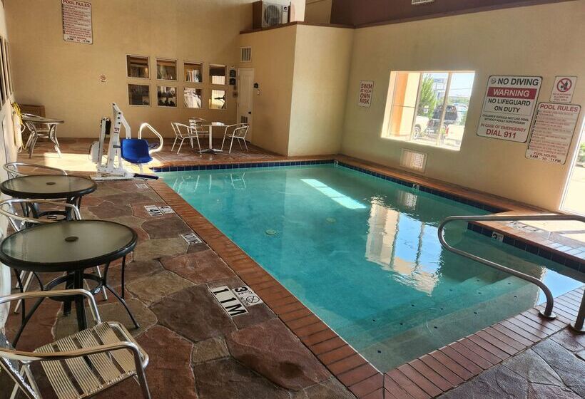 בית מלון כפרי Best Western Plus Rockwall Inn & Suites