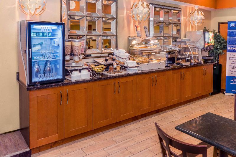 בית מלון כפרי Best Western Plus Rockwall Inn & Suites