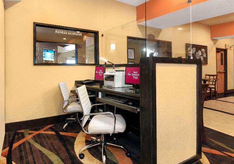 בית מלון כפרי Best Western Plus Rockwall Inn & Suites