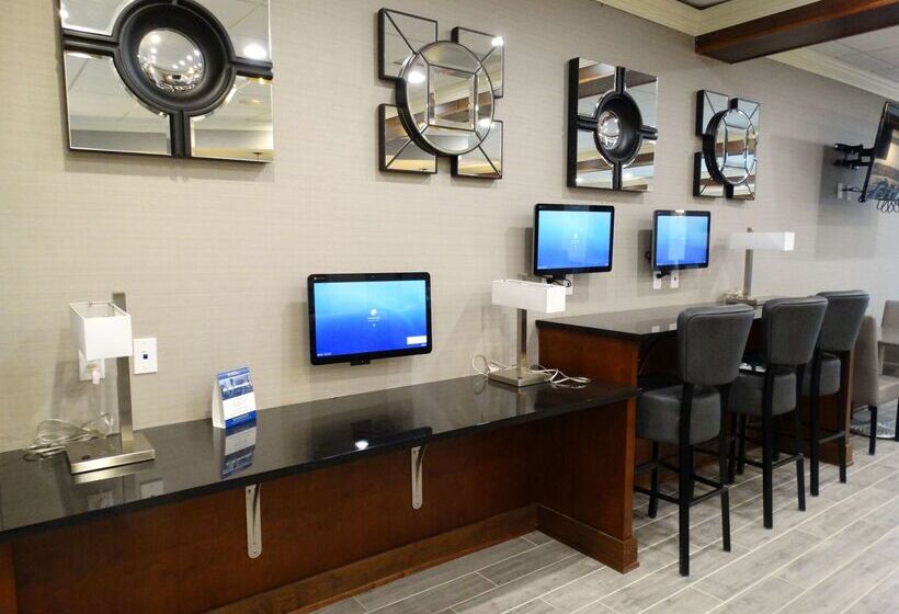 酒店 Best Western Premier Airport/expo Center