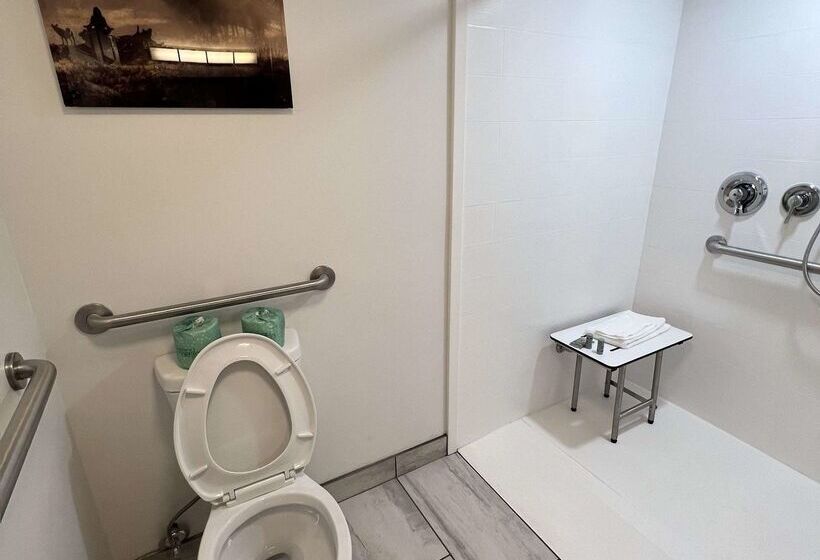 Отель The Inn At Tree City, Bw Signature Collection