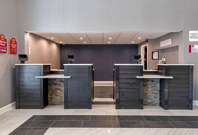 Clarion Hotel Conference Center   North