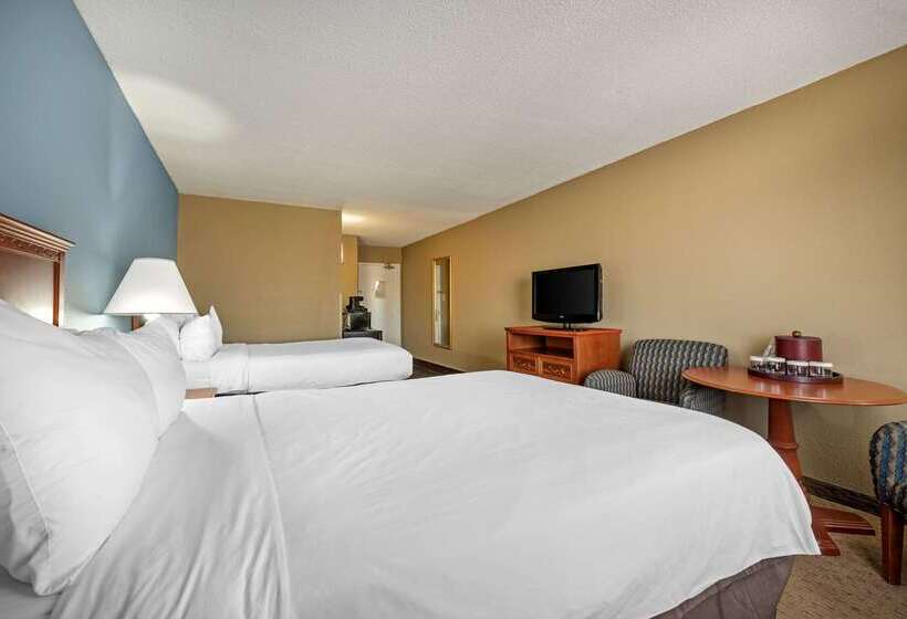 Clarion Hotel Conference Center   North