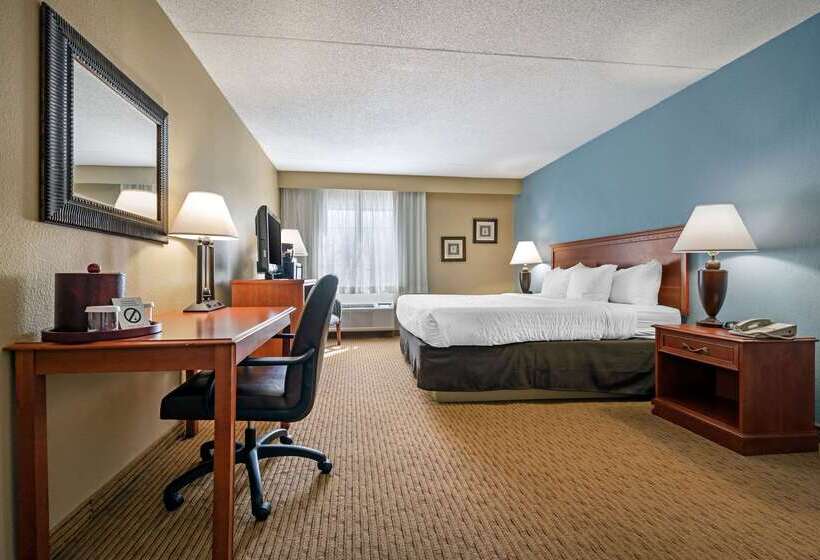 Clarion Hotel Conference Center   North