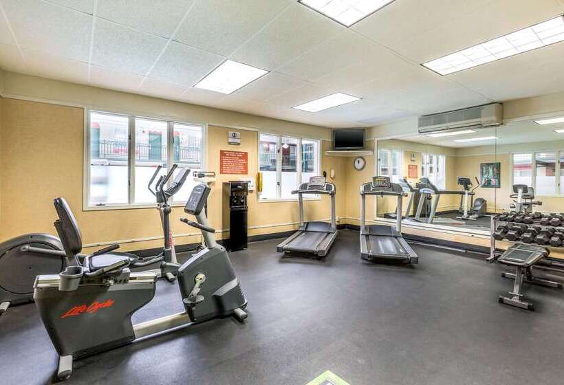 فندق Clarion Inn Frederick Event Center