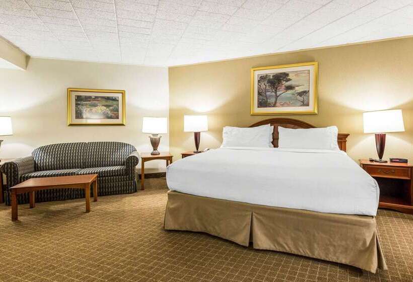 Отель Clarion Inn Frederick Event Center